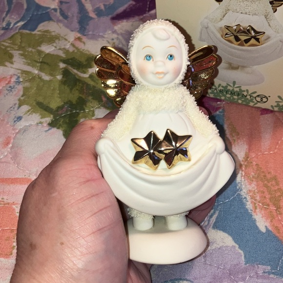 DEPARTMENT 56 HOLIDAY SNOW BABIES STAR SHINE FIGURINE NEW IN BOX - Picture 3 of 4